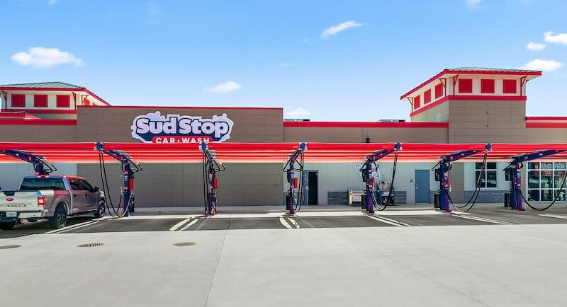 Sud Stop Express Car Wash with free self service multi-purpose vacuums