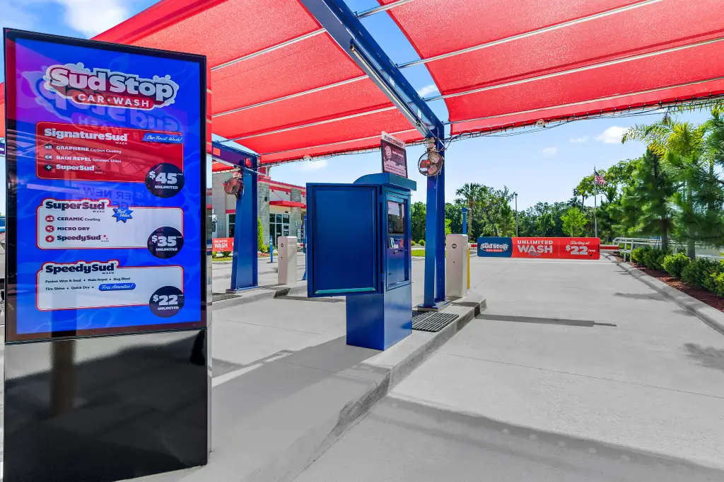 Sud Stop Car Wash at 5225 24th St E, Bradenton, FL