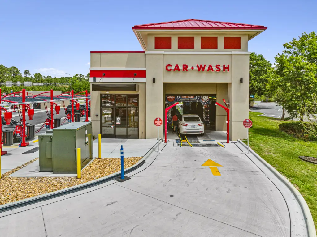 Sud Stop Car Wash at 100 Smithfield Crossing Dr, Smithfield, NC