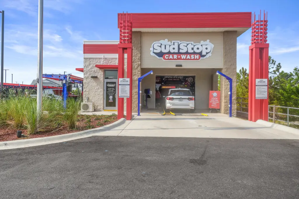 Sud Stop Car Wash at 17235 Panama City Beach Pkwy, Panama City Beach, FL