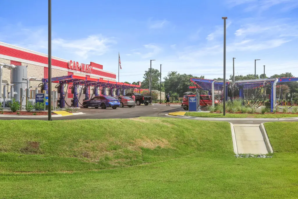 Sud Stop Car Wash at 17235 Panama City Beach Pkwy, Panama City Beach, FL