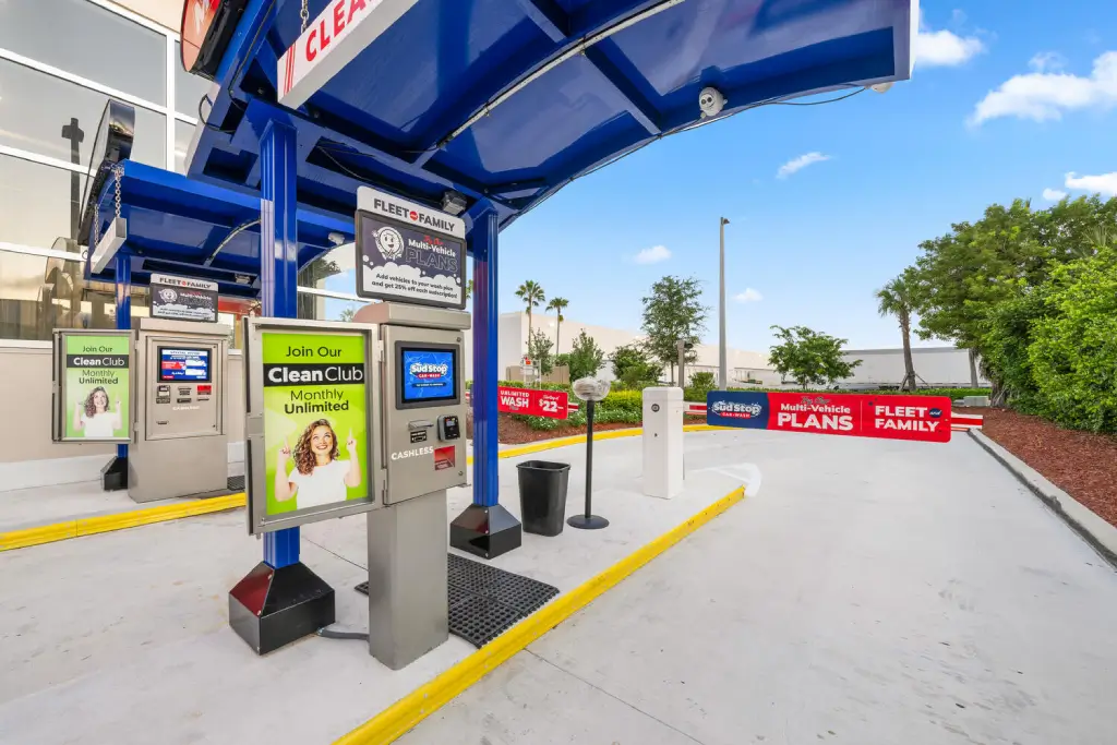 Sud Stop Car Wash at 3301 W Hallandale Beach Blvd, Pembroke Park, FL