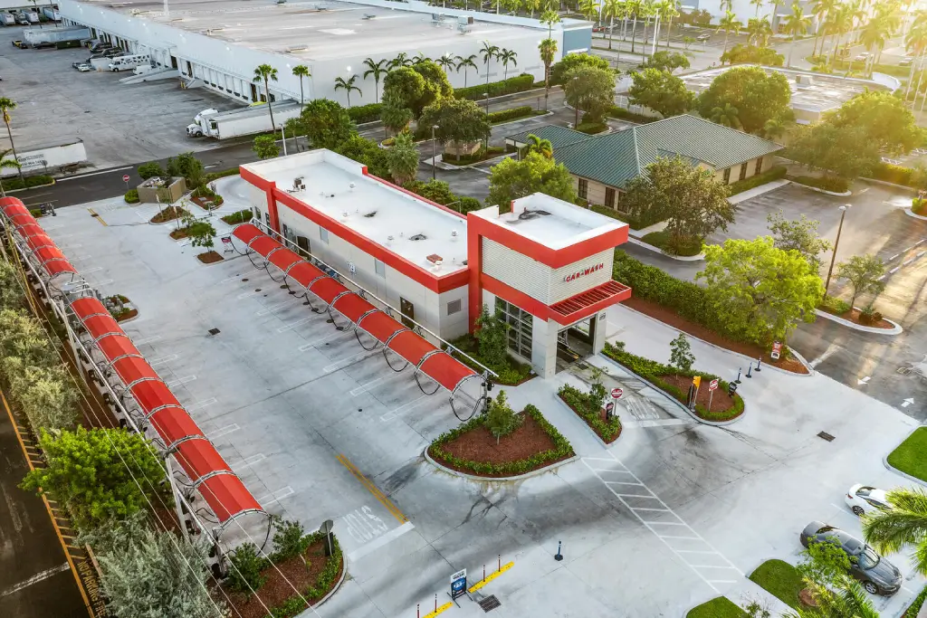 Sud Stop Car Wash at 3301 W Hallandale Beach Blvd, Pembroke Park, FL