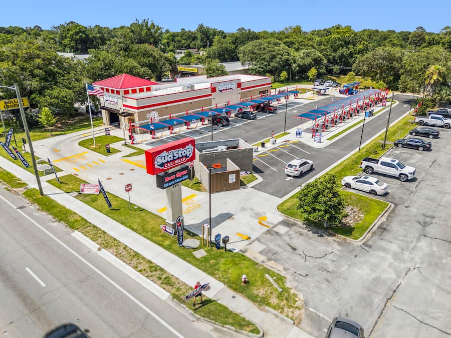 aerial view and signage at sud stop car wash, 4810 Mobile Hwy, Pensacola, FL 32506
