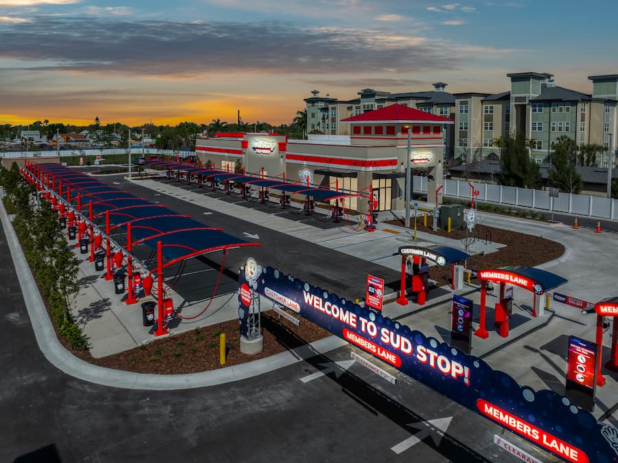 aerial view at dusk of sud stop car wash at 6629 126th Ave N, Largo, FL 33773
