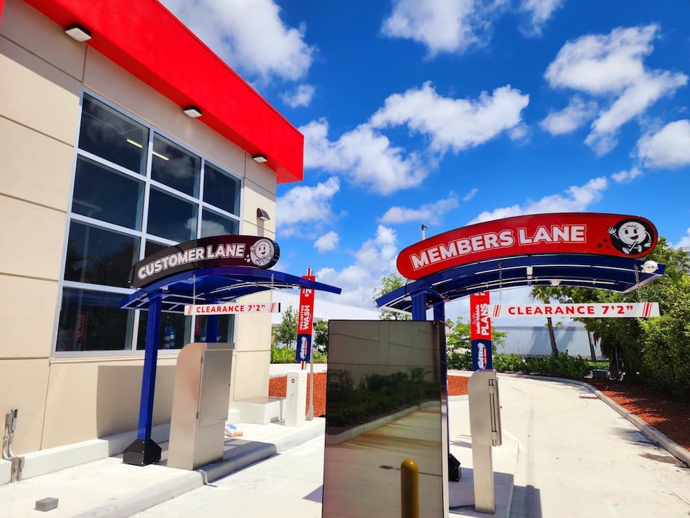 Express Car Wash in Pembroke Park